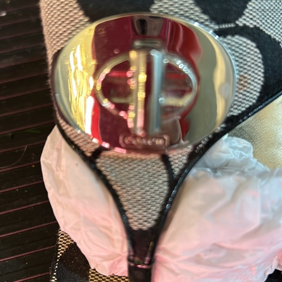 Vintage Coach Sandals - Picture 7 of 7